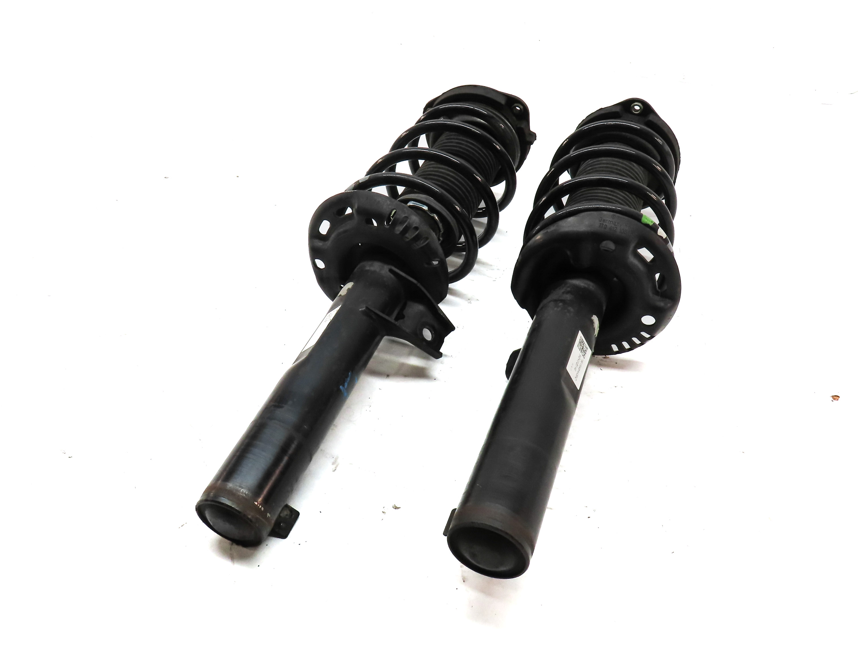 2015-2018 AUDI Q3 (8U) FRONT LEFT & RIGHT STANDARD SUSPENSION SHOCK STRUT SET 2 — exact item pictured